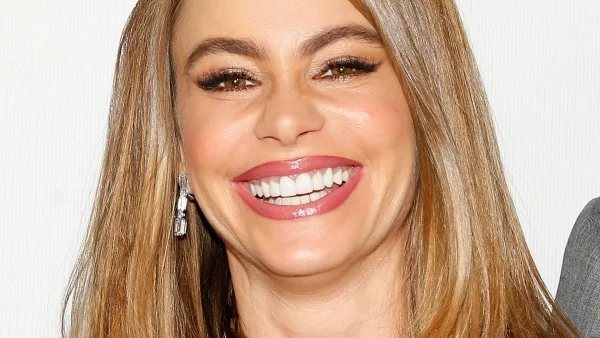 София Вергара заби секси актьор