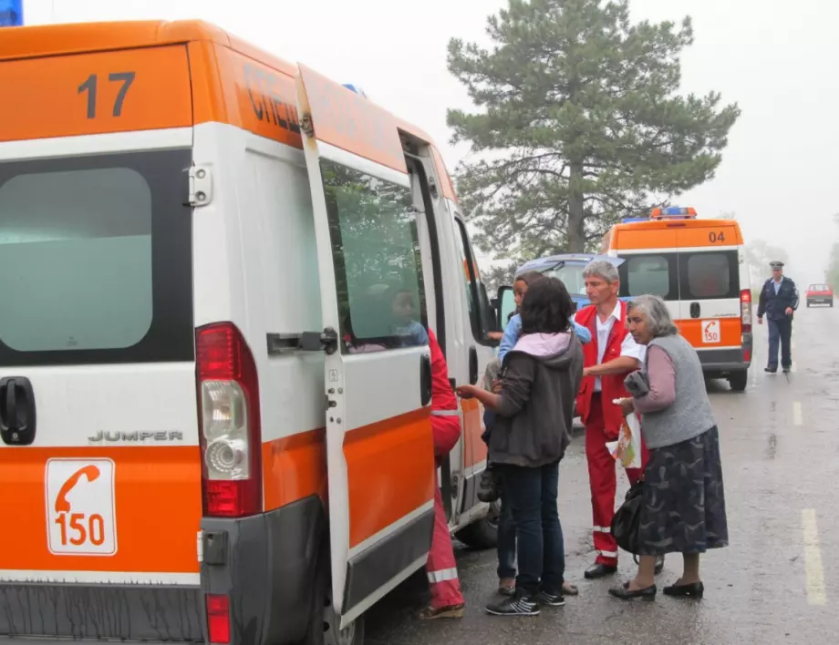 Кмет на пловдивско село блъсна 6-годишно дете, с опасност за живота е 