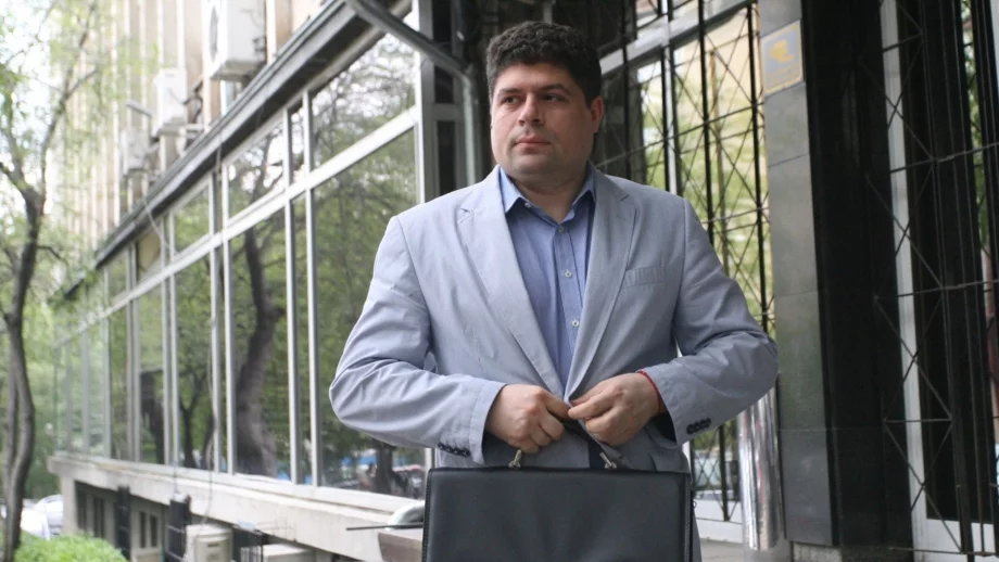 Бивш шеф на ДФЗ се сдоби с обвинение за безстопанственост