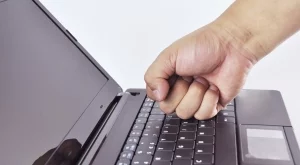 КЗП алармира за некоректен онлайн търговец