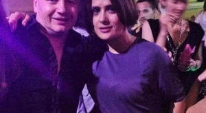  Салма Хайек танцува на жълтите павета