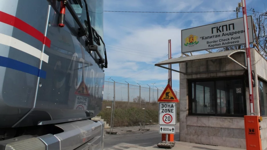 Танов поема лично управлението на "Капитан Андреево"