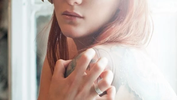 Рут Колева с еротична фотосесия