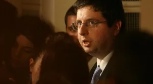 Чобанов: Пеевски не е в основата на атаката срещу КТБ