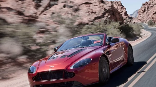 Aston Martin представи V12 Vantage S Roadster