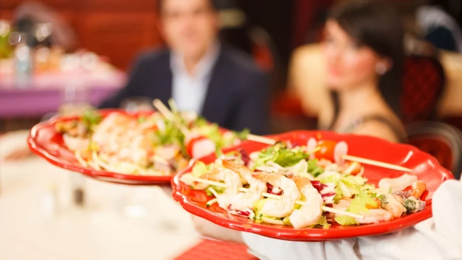 Служители в ресторанти: Никога не си поръчвайте тези 6 неща