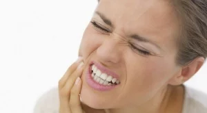 Подсладените газирани напитки могат да бъдат опасни за зъбите   