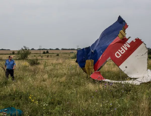 Роднини на загинали в полет МН17 над Украйна искат 330 млн. долара от Путин