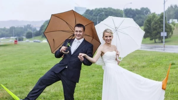 Сватба под дъжда