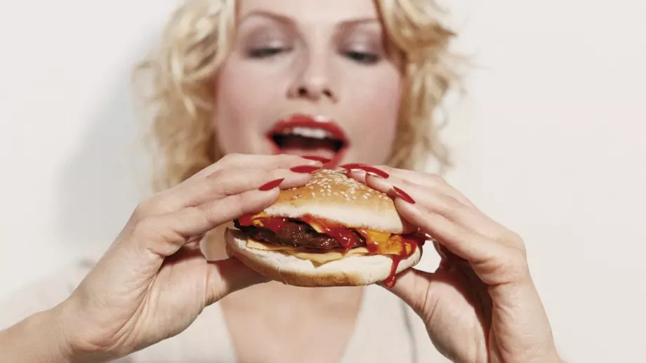 От нездравословни храни човек не само дебелее, но и оглупява