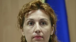 Русенова: Целенасочено се опитват да фалират ВЕИ сектора