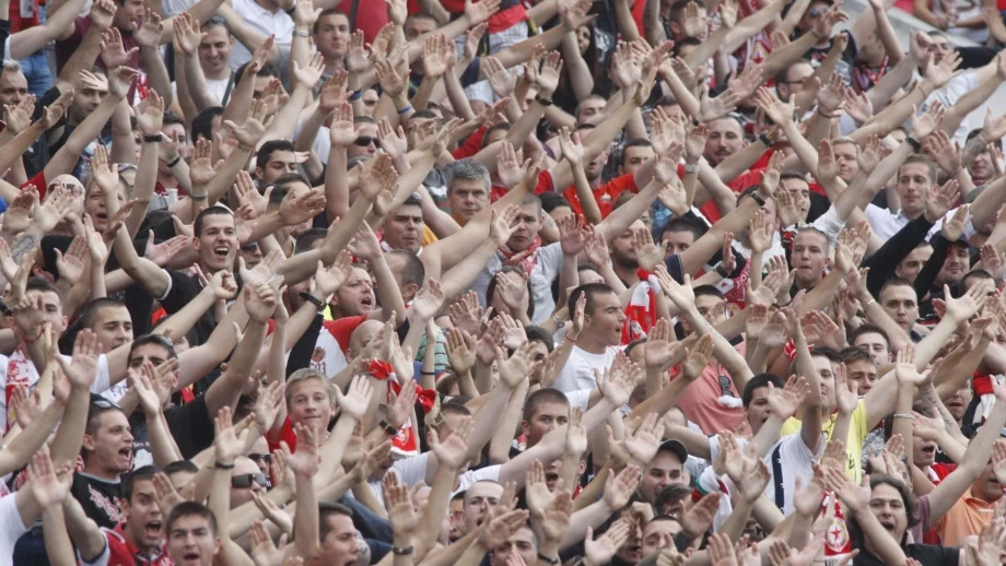 Псуваш на стадиона - 1000 лева глоба и забрана за посещение на мачове