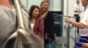 Кейт Мос се появи пияна на летище