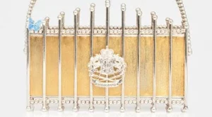 Дамска чанта с 1000 години гаранция