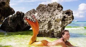 Да плуваш като русалка