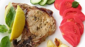 Мариновани свински пържоли на скара