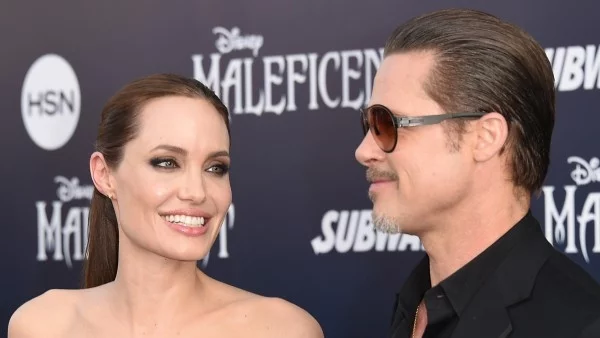 Джоли и Пит поддържат тръпката с любовни писма