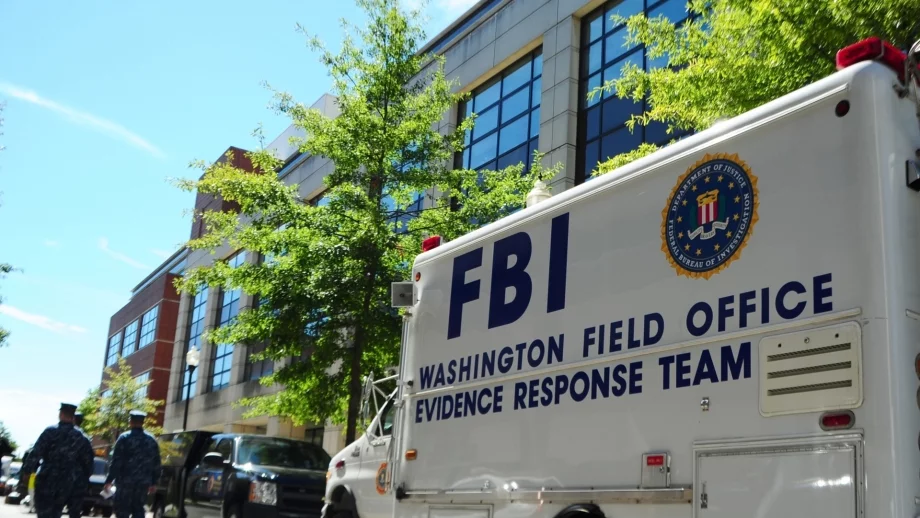 ФБР разби защитата на Apple 