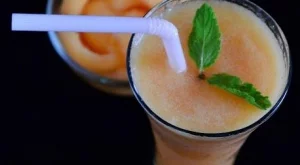 Разхлаждащ шейк с пъпеш