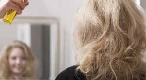 Домашен слънцезащитен срей за коса