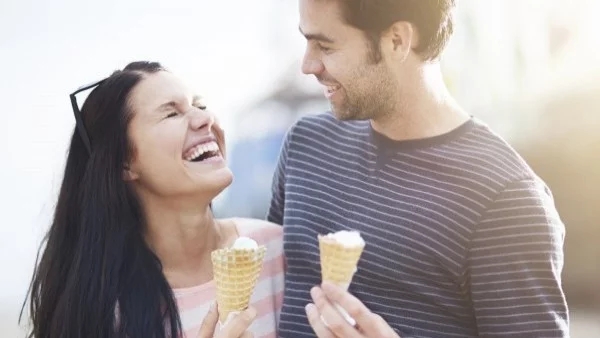 Любовта се намира в смеха