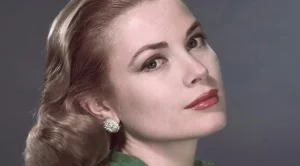 Внучката на Грейс Кели е нейно копие (снимки)