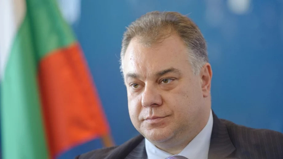 Бивш здравен министър завежда дело срещу НАП