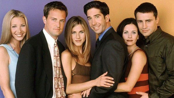 Анистън: Може да има златен епизод на "Приятели"