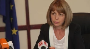 Фандъкова обеща по-често миене на улиците в София