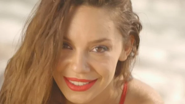 Вяра Атова с нов летен сингъл