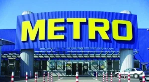 Metro се готви да се раздели на две