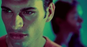 Накрая обичаме тези, които ни презират