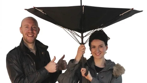 Изобретиха обратен  чадър