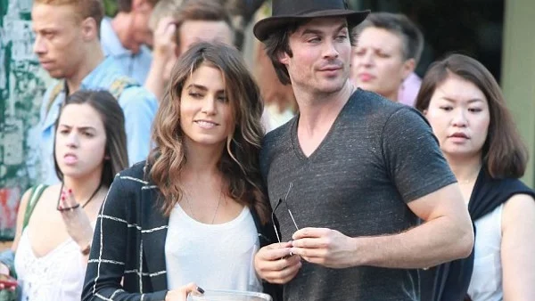 Иън Сомърхолдър и Ники Рийд на пазар за секс играчки