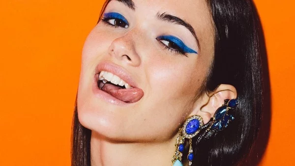 Тенденция, която да пробваш: с една обица