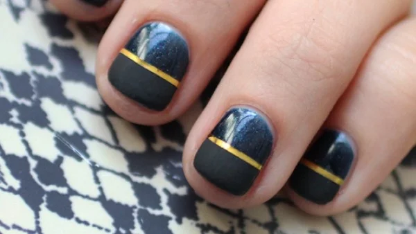 Направи сама: 3 идеи за маникюр на райета