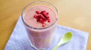 Супер освежаващо малиново смути