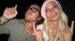 Маги Халваджиян ще става дядо