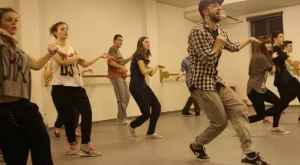 Безплатни уроци по танци тази събота