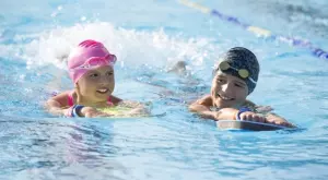 Плуването е важно за децата с аутизъм