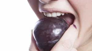 За какво са полезни сините сливи