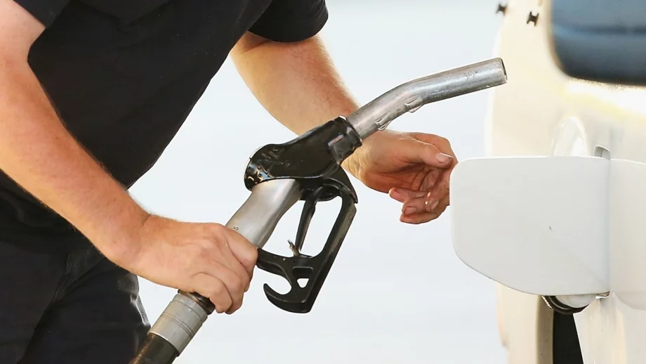 Цените на горивата пак тръгнаха нагоре