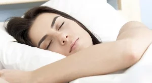 Тези 6 напитки ще ви помогнат да спите по-добре