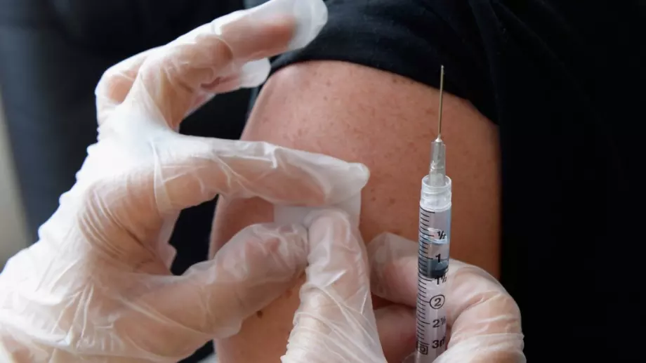 ОАЕ официално регистрира китайската ваксина срещу коронавирус