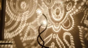 Ефектни лампи от кокосови орехи