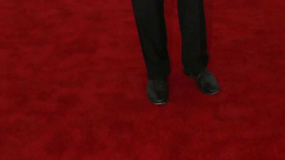 Брансън: За да сте успешни, качвайте се по стълбите 