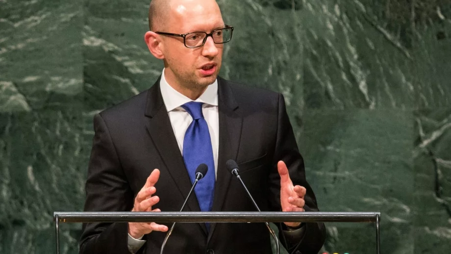 Украйна спира търговията с Крим 