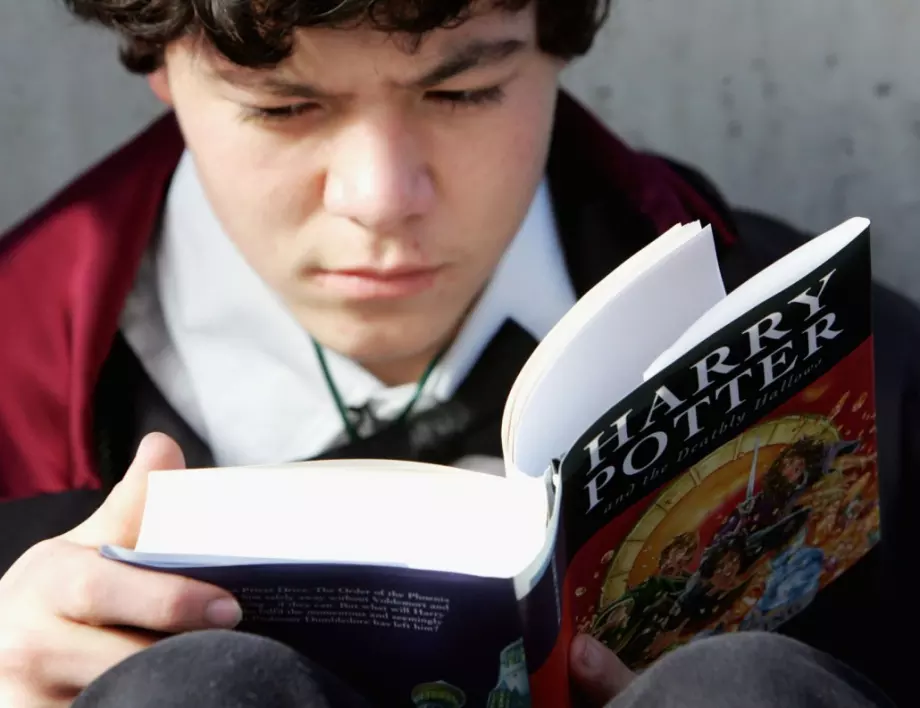Разказвана от звезди, книга за „Хари Потър“ върви безплатно 