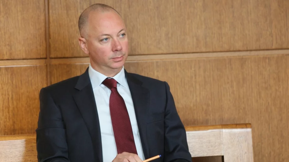 Кой е предложеният за нов транспортен министър Росен Желязков?