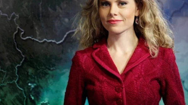 Деси Банова роди момче 